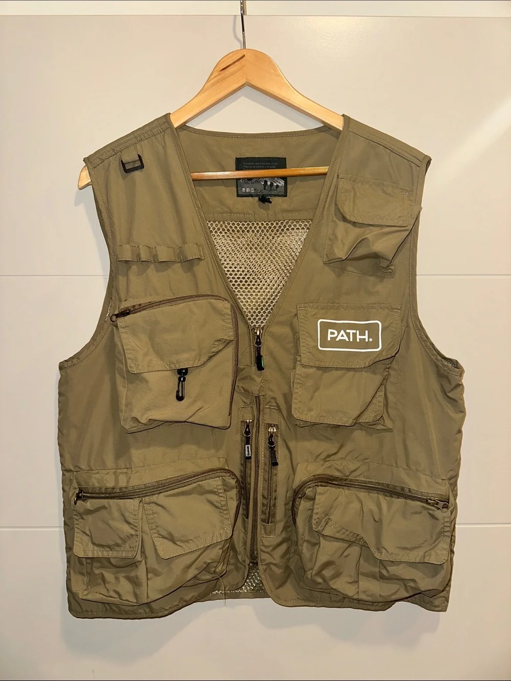 Olive Multi-Pocket Organizer Vest for Home Storage